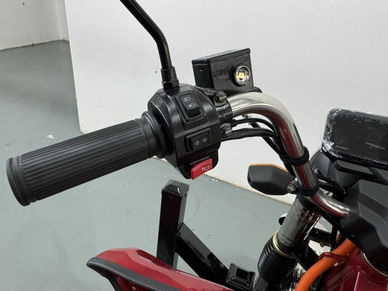 84cb3331543f82e9945b0c547f1dda8