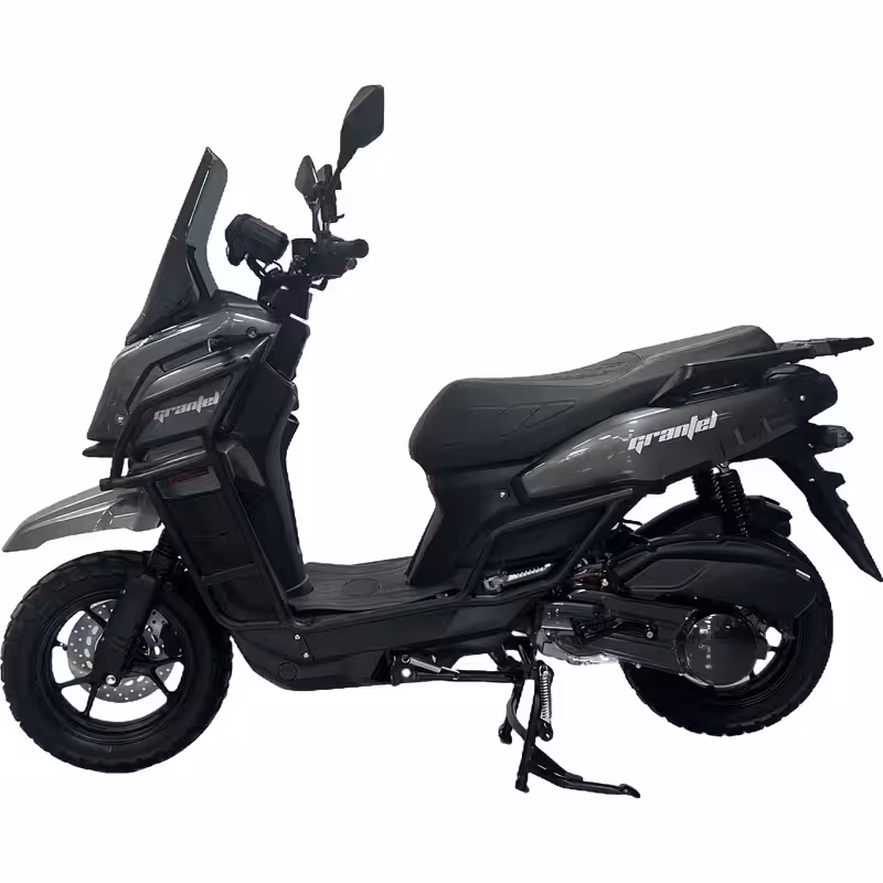 150cc Gasoline Scooter Front Disc Rear Drum Brakes 85km/h Top Speed 7L Fuel Tank