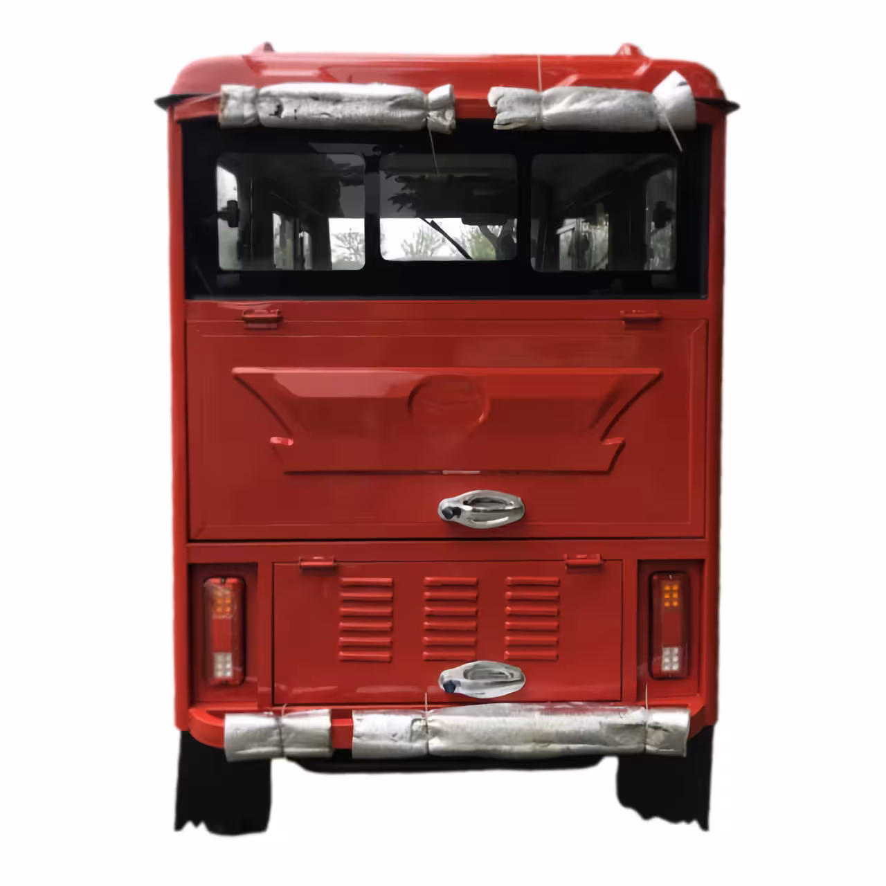 150cc Gasoline TukTuk Tricycle Fully Enclosed 4-5 Seats Front Rear Drum Brakes Electric Start