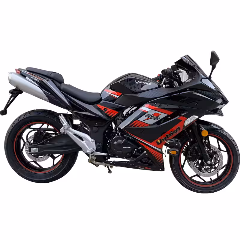 223cc Gasoline Cruiser Motorcycle Oil-Cooled 6-Speed Manual Transmission Disc Brakes 140km/h Max Speed Large 20L Tank