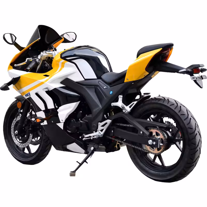 223cc Gasoline Cruiser Motorcycle Oil-Cooled 6-Speed Manual Transmission Disc Brakes 140km/h Max Speed Large 20L Tank