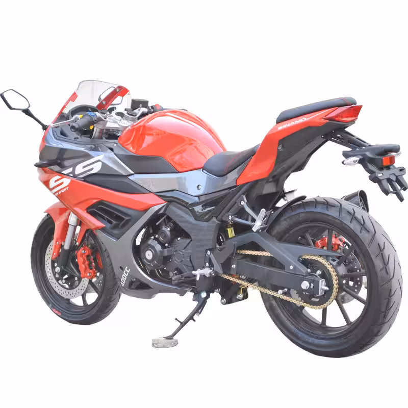 223cc Gasoline Cruiser Motorcycle Front Disc Rear Drum Brakes 140km/h Max Speed 13L Fuel Tank