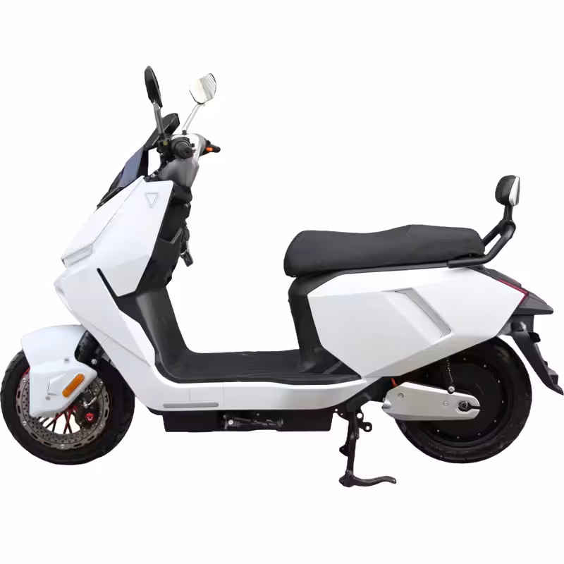 1500W Electric Scooter with Dual Disc Brakes, 60km/h Top Speed and 60km Range